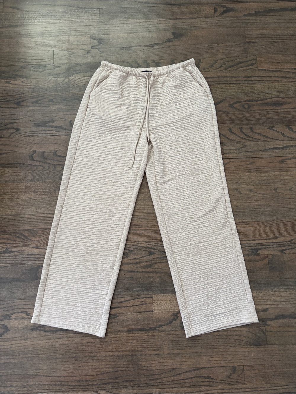 Neutral Texturedr Drawstring Flowy Beqch Paloozo Pants